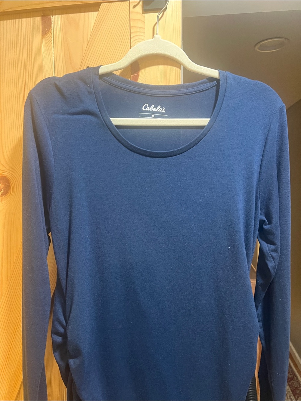 Cabela's Women's Deep Navy Long Sleeve Scoop Neck Top size medium
